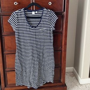 Gap tee shirt dress